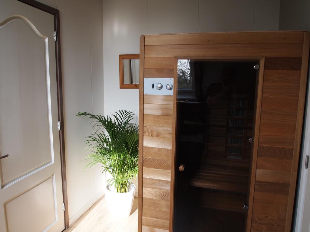 Wehe-den Hoorn De Energiek Bed & Breakfast エクステリア 写真