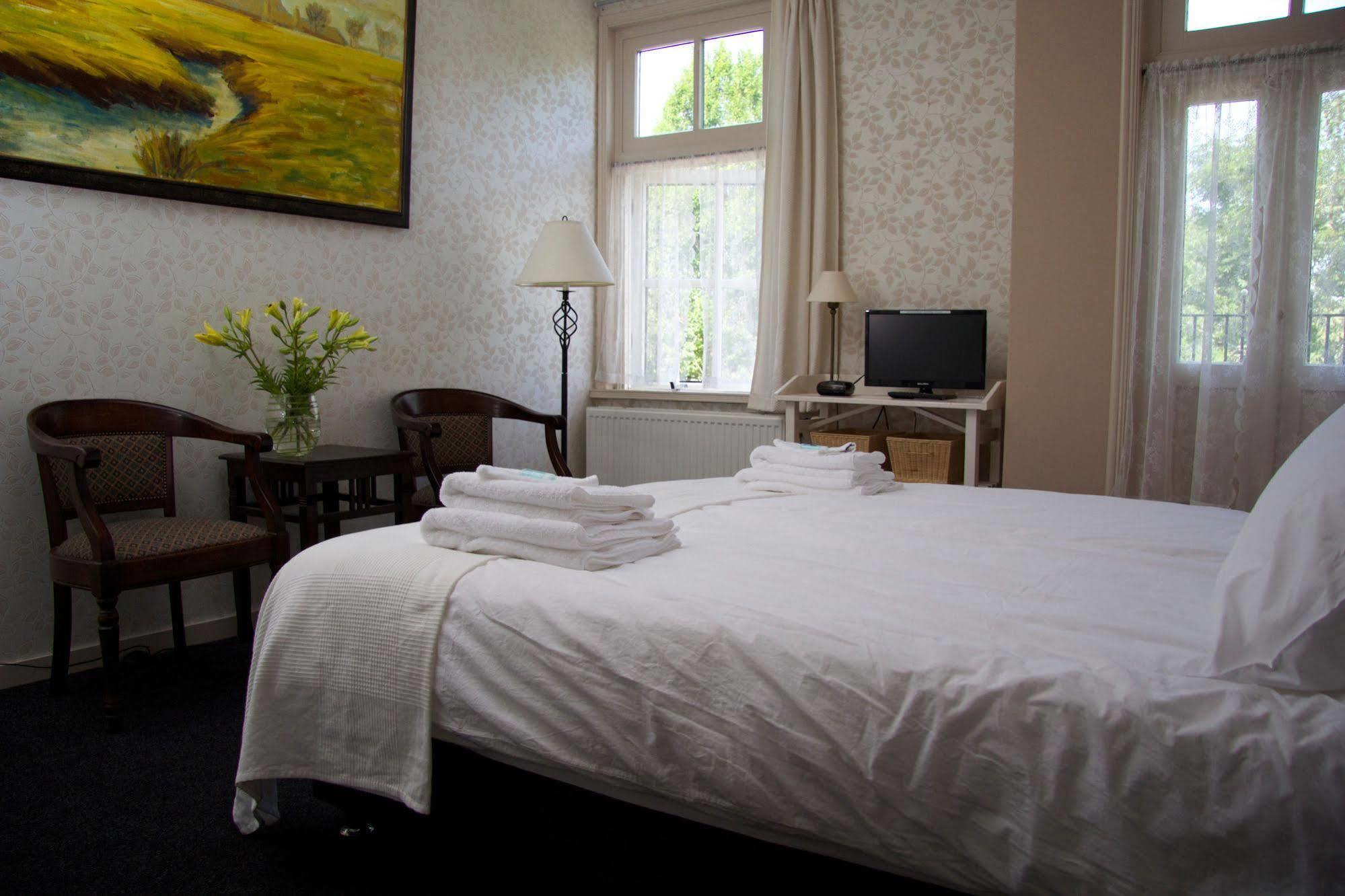 Wehe-den Hoorn De Energiek Bed & Breakfast エクステリア 写真