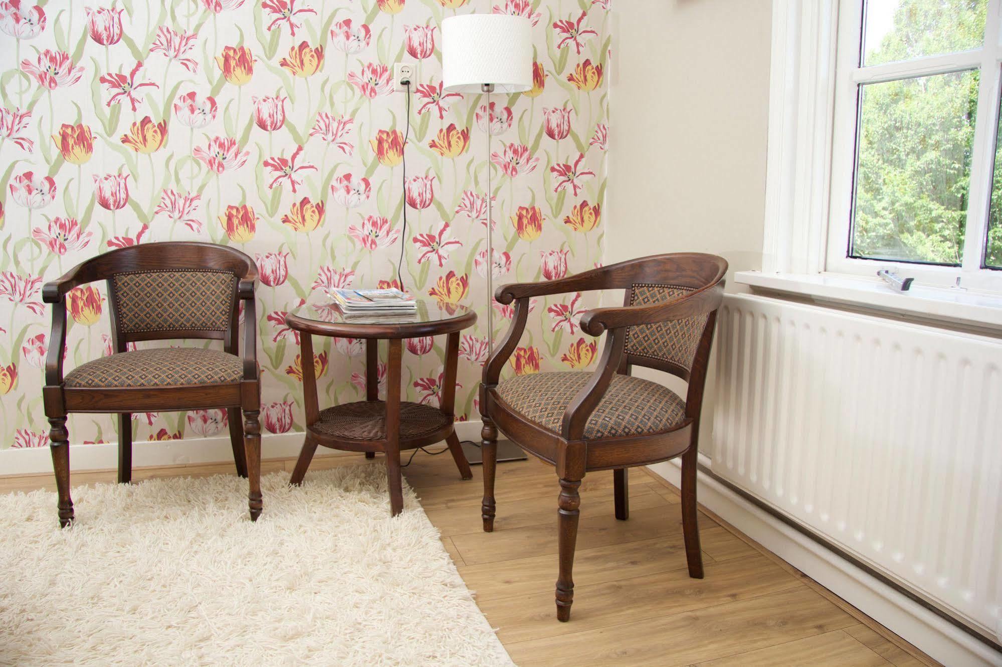 Wehe-den Hoorn De Energiek Bed & Breakfast エクステリア 写真