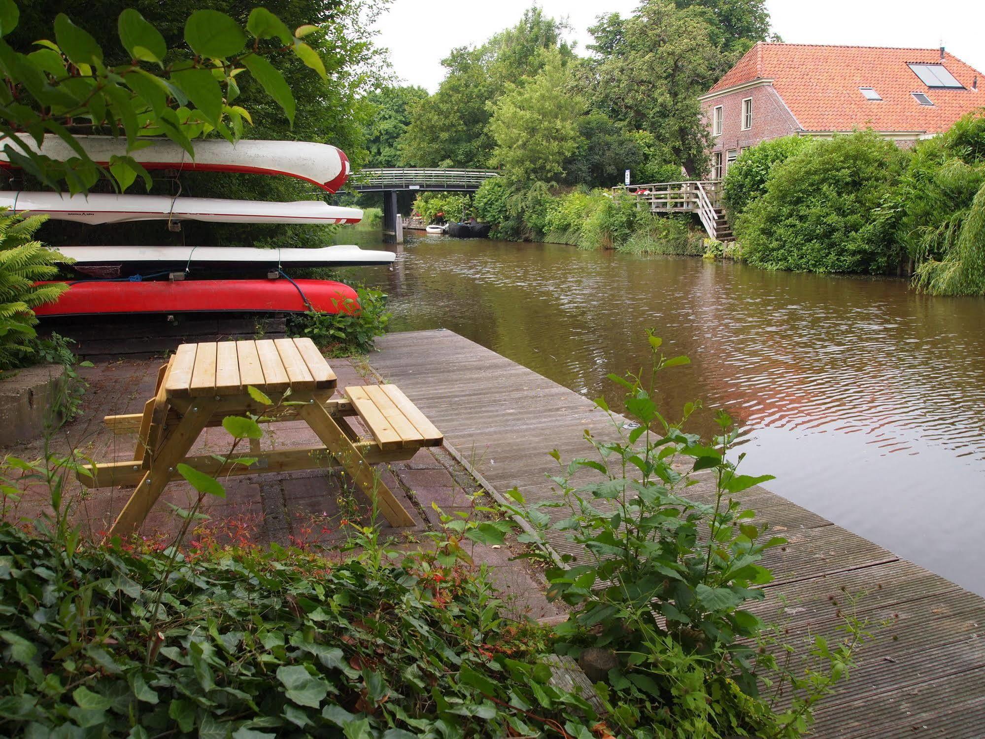 Wehe-den Hoorn De Energiek Bed & Breakfast エクステリア 写真