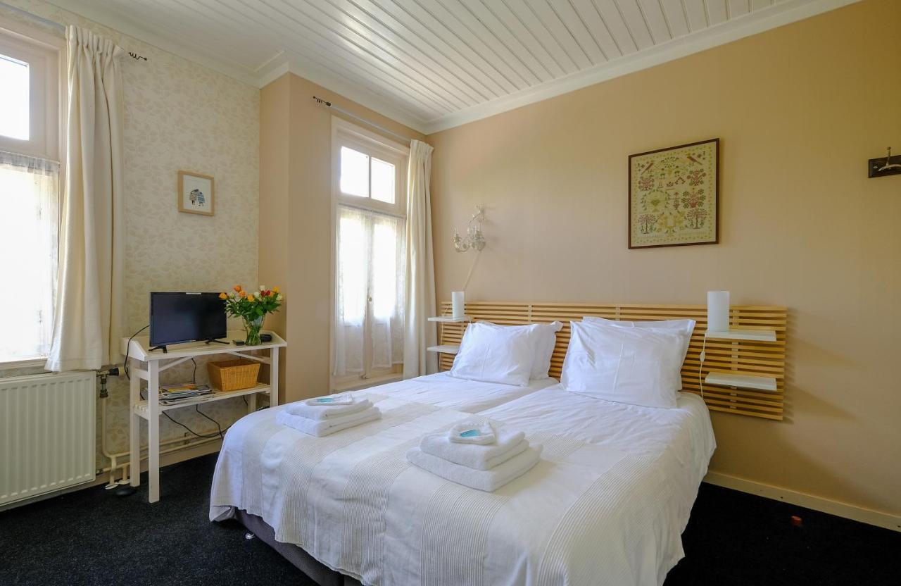 Wehe-den Hoorn De Energiek Bed & Breakfast エクステリア 写真