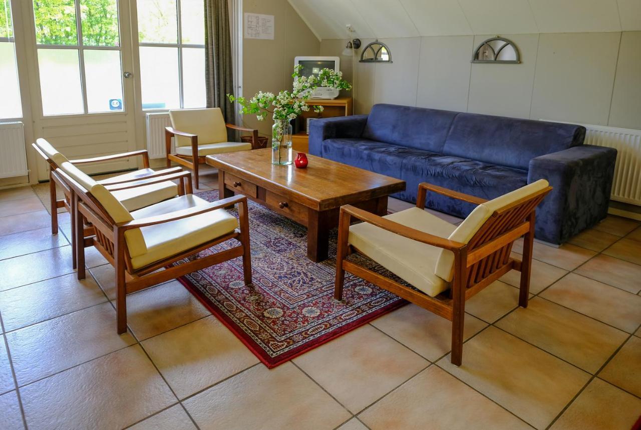 Wehe-den Hoorn De Energiek Bed & Breakfast エクステリア 写真
