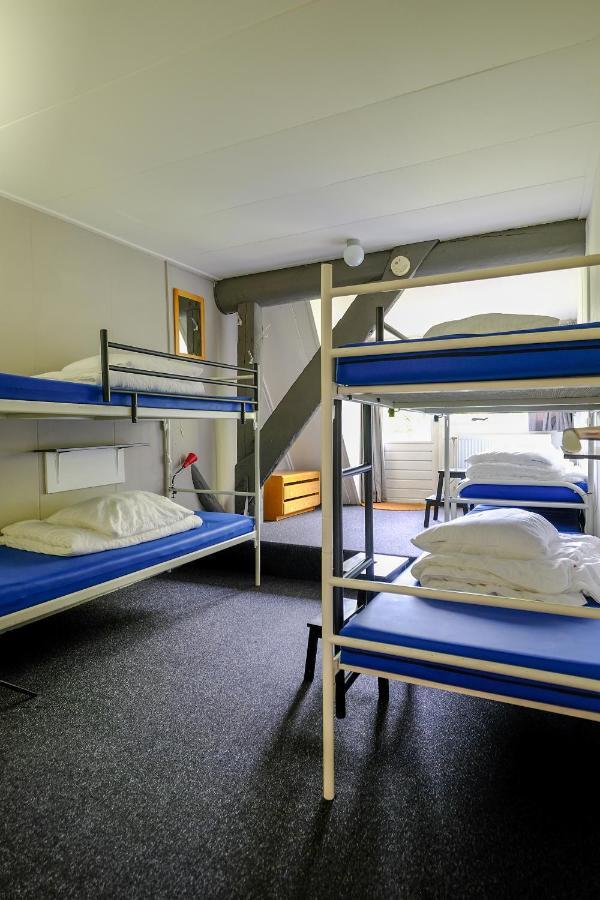 Wehe-den Hoorn De Energiek Bed & Breakfast エクステリア 写真